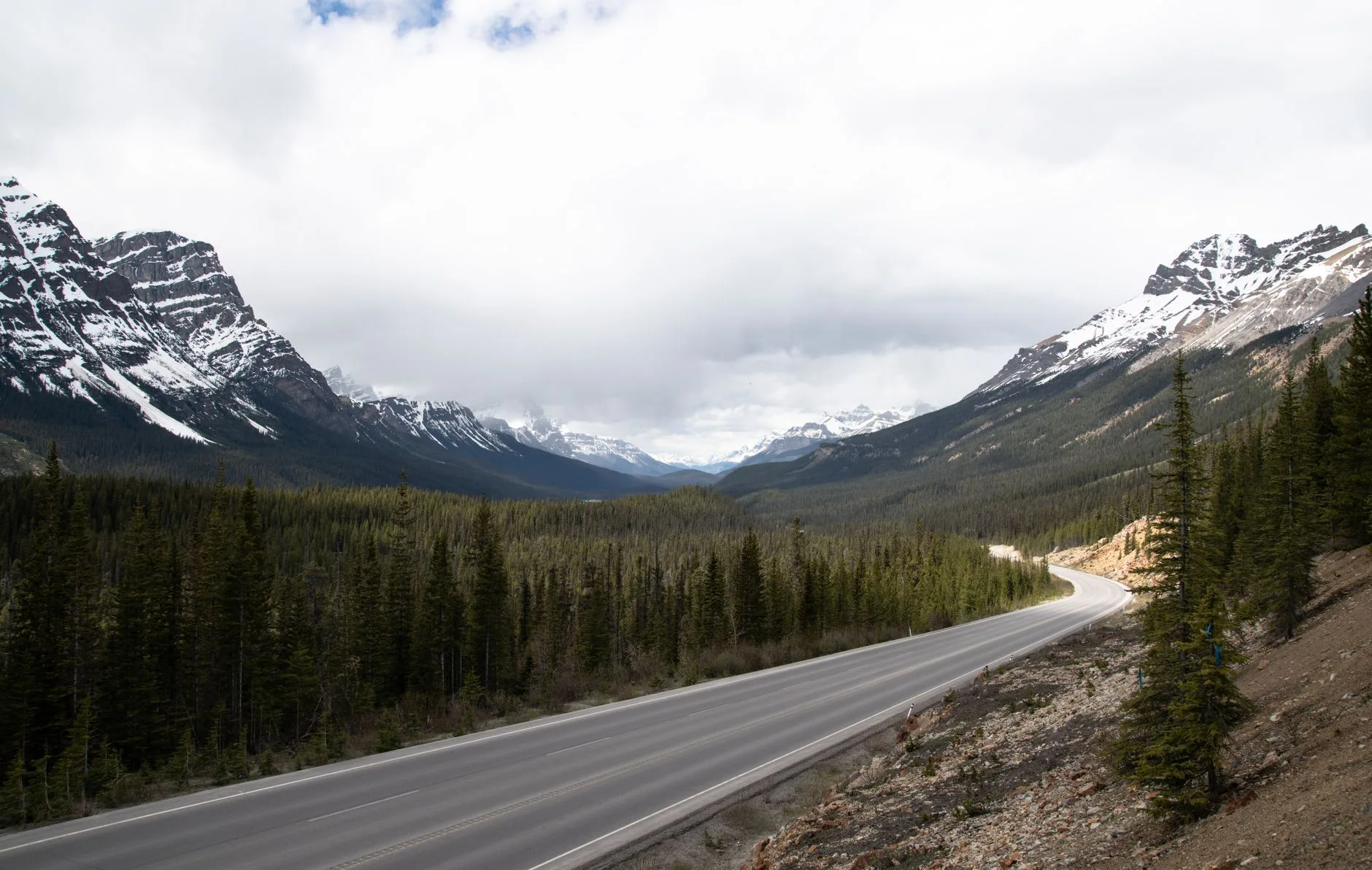 L'Icefields Parkway : le trait d'union entre les deux